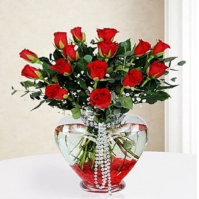 Kalp vazoda 15 adet gl arajman